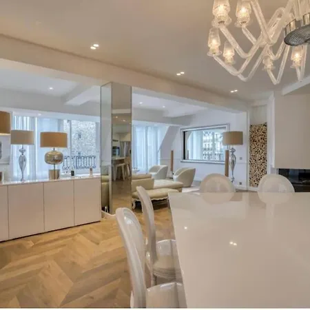 Apartman Palais Prive Luxe Vue Tour Eiffel Confort Exclusif *