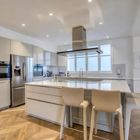 Apartman Palais Prive Luxe Vue Tour Eiffel Confort Exclusif *