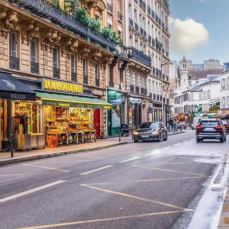 Appartement Palais Privé Luxe Vue Tour Eiffel Confort Exclusif Paris