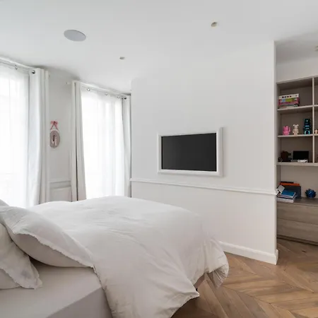 Daire Palais Prive Luxe Vue Tour Eiffel Confort Exclusif