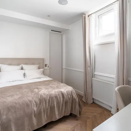 Palais Prive Luxe Vue Tour Eiffel Confort Exclusif Apartman