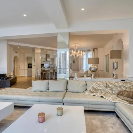 Palais Prive Luxe Vue Tour Eiffel Confort Exclusif Appartamento Parigi