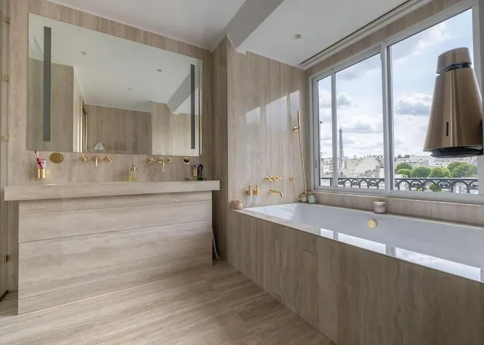 Palais Privé Luxe Vue Tour Eiffel Confort Exclusif Appartement