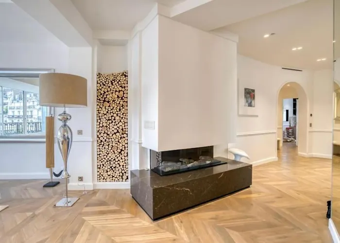 Palais Privé Luxe Vue Tour Eiffel Confort Exclusif Appartement Paris