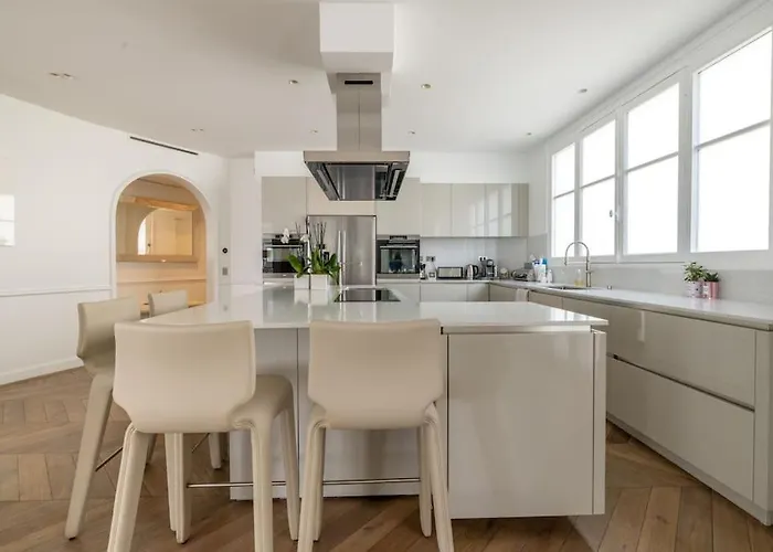 Appartement Palais Privé Luxe Vue Tour Eiffel Confort Exclusif *