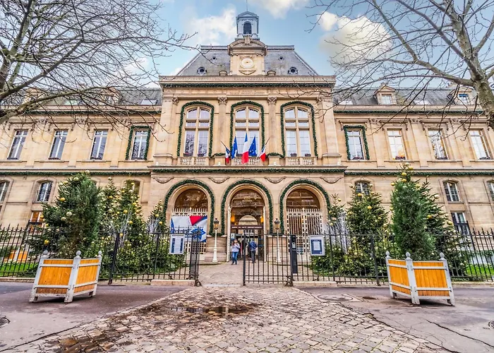 Palais Privé Luxe Vue Tour Eiffel Confort Exclusif Paris