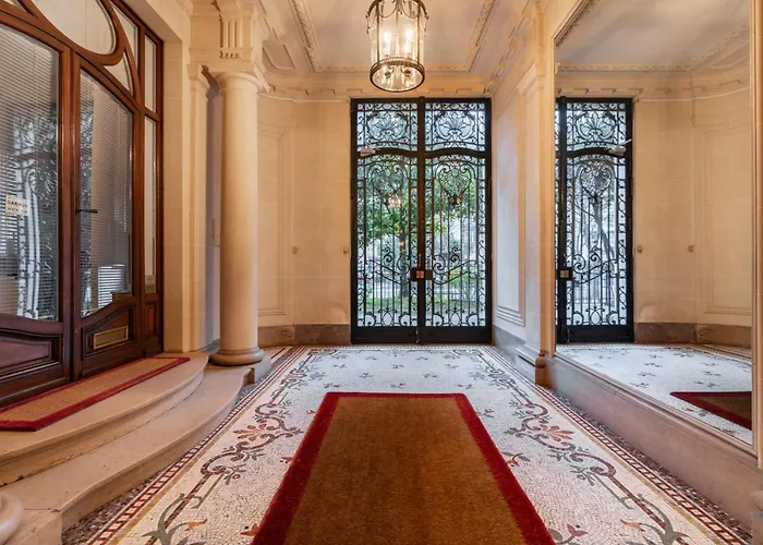 Palais Privé Luxe Vue Tour Eiffel Confort Exclusif Appartement Paris