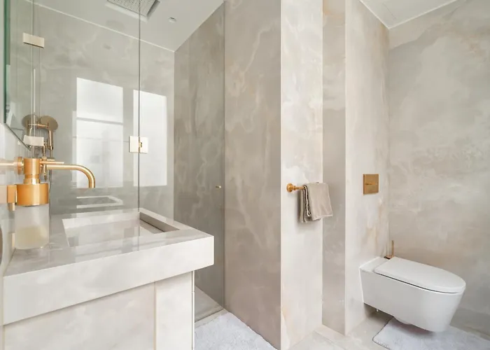 Palais Privé Luxe Vue Tour Eiffel Confort Exclusif Paris