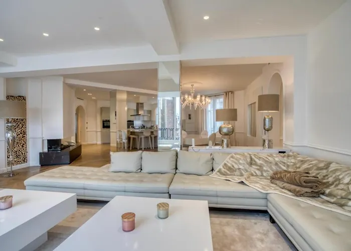 Palais Privé Luxe Vue Tour Eiffel Confort Exclusif Appartement Paris