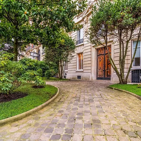 Palais Prive Luxe Vue Tour Eiffel Confort Exclusif Апартаменты *